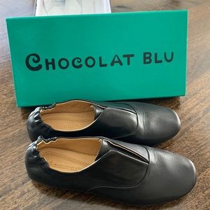 Chocolat Blu slip ons